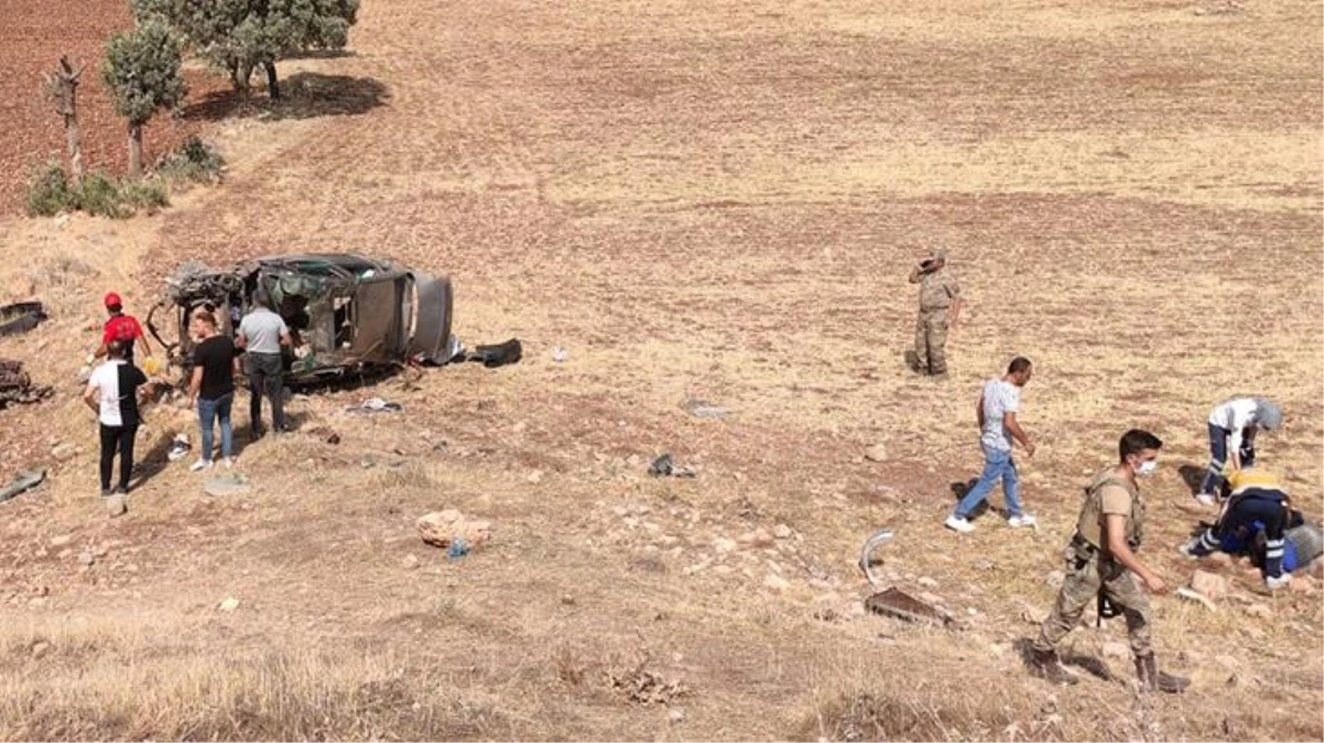 Şarampole yuvarlanan otomobildeki iki asker hayatını kaybetti