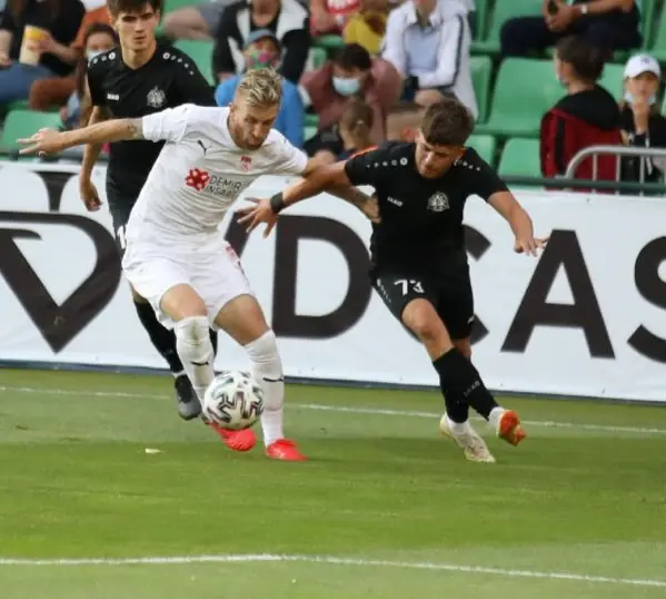 Sivasspor, avantajı eline geçirdi Sivasspor, avantajı eline geçirdi