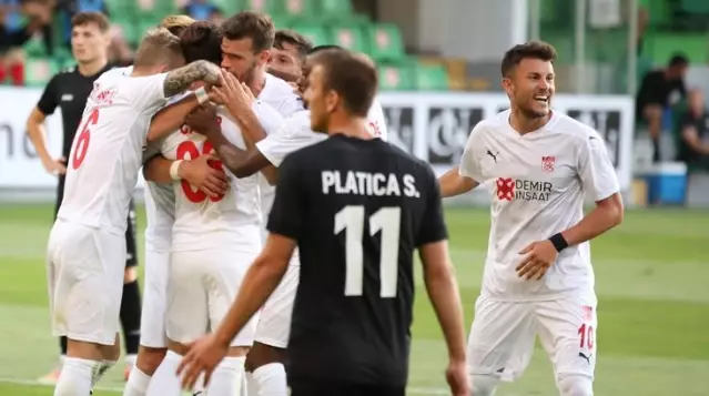 Sivasspor'dan dev adım! Temsilcimiz, Konferans Ligi'nde Petrocub'u Moldova'da 1-0 mağlup etti