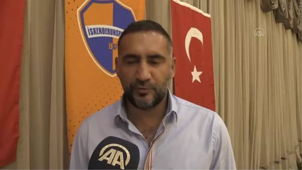 Ümit Karan, çocukluğunda maçlarını izlediği İskenderunspor\'la şampiyonluk yaşama hedefinde