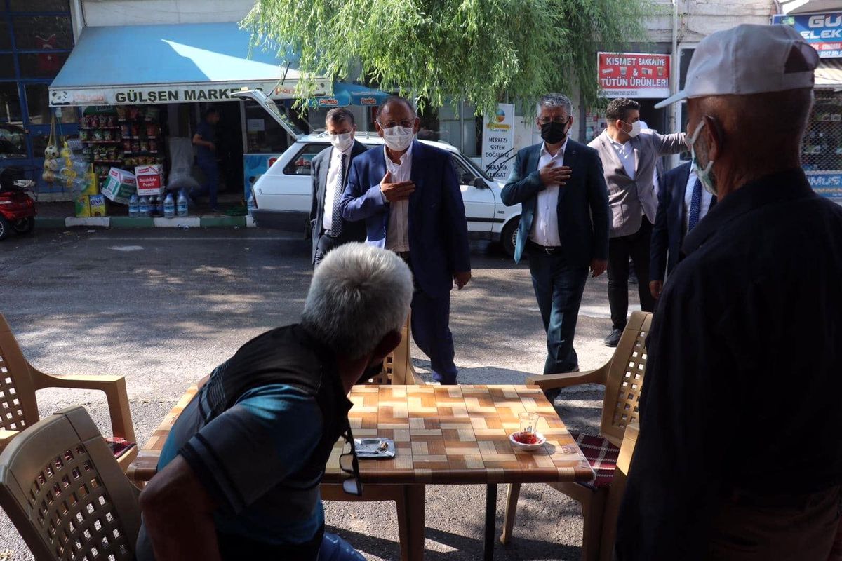 AK Parti teşkilatları saha çalışmalarına devam ediyor