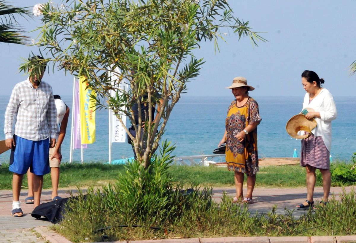 Alanya\'da denize giren Kazak turist boğuldu