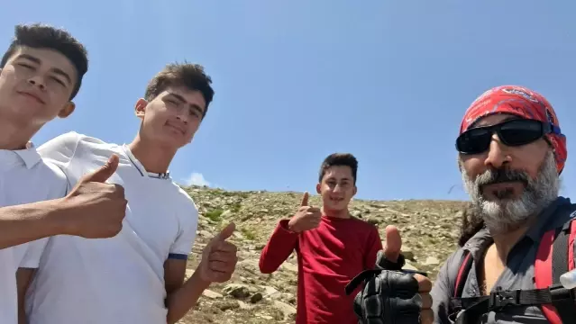 Amanos Dağları'nın zirvesine solo tırmanış yaptı Amanos Dağları'nın zirvesine solo tırmanış yaptı