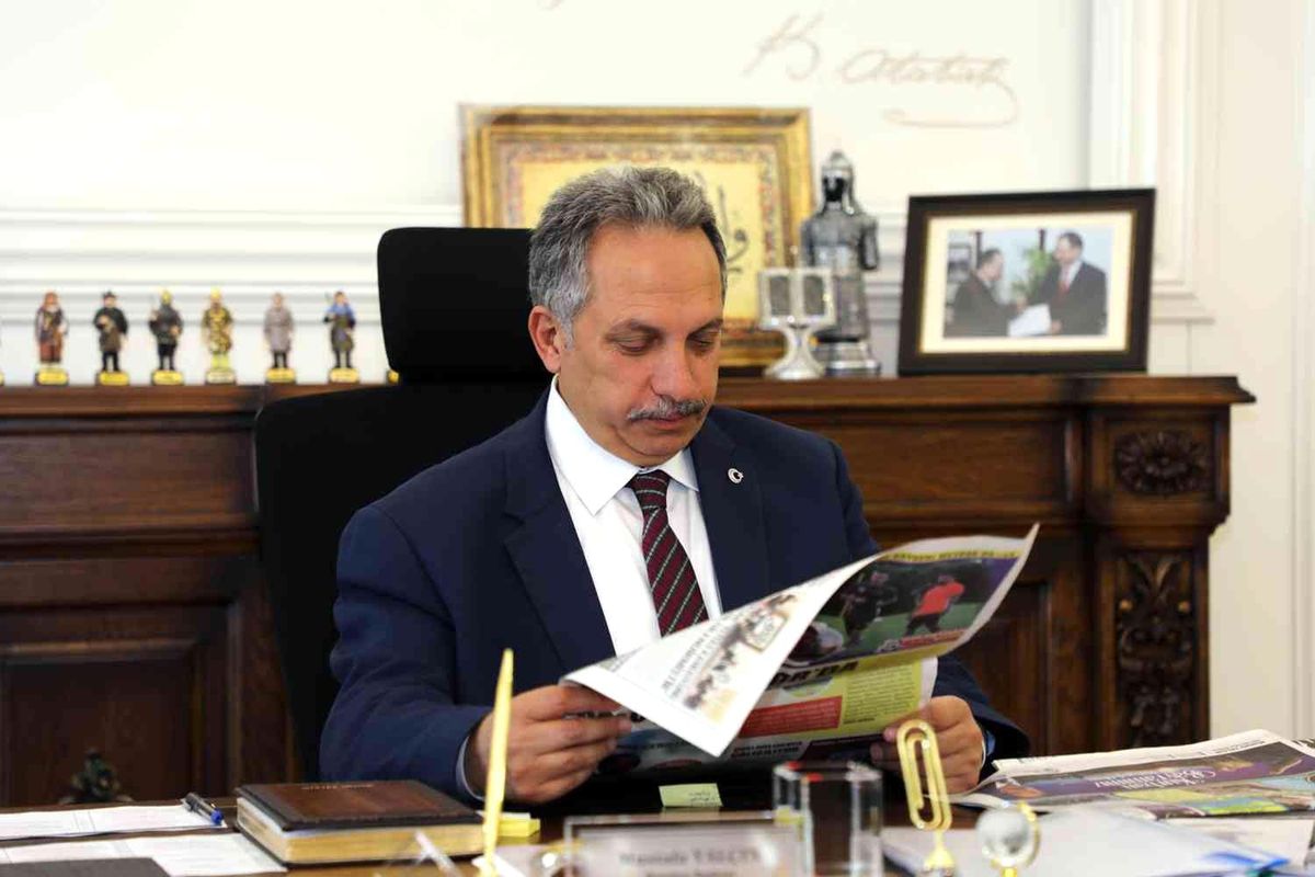 Başkan Yalçın: "Gazetecilik tarafsız ve dürüst icra edilen ayrıcalıklı bir meslektir"