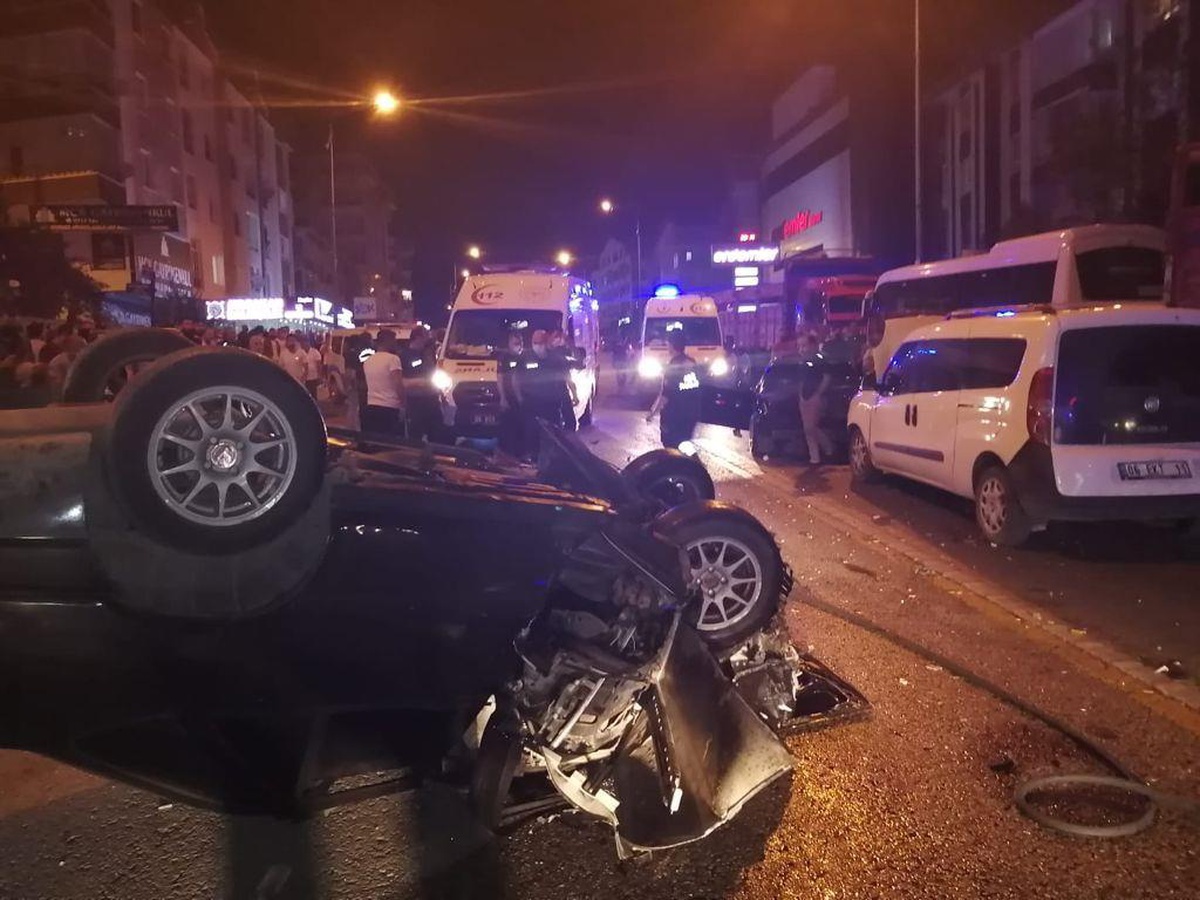 Son dakika haber! Başkentte kaza yapan otomobildeki 5 kişi yaralandı