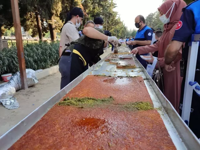 Hatay'da 82'nci yılda 82 metrelik künefe Hatay'da 82'nci yılda 82 metrelik künefe
