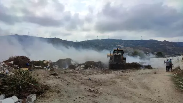 Hatay'da seralara yakın alanda yangın