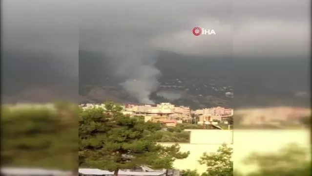 İskenderun'da çöplük alanda yangın İskenderun'da çöplük alanda yangın