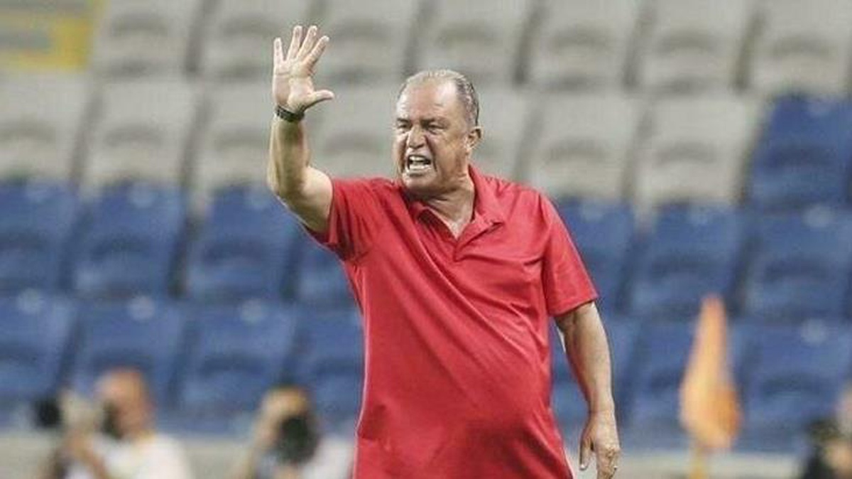 Galatasaray\'ın yenilgisi 5 maddeye bağlandı! PSV\'ye karşı hiç beklemediği bir skorla kaybetmişti