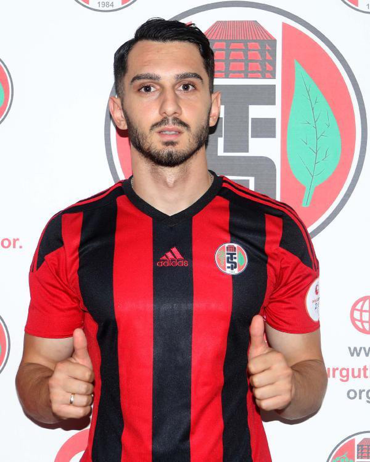 Turgutluspor\'da transfer sürüyor