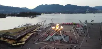 2020 Tokyo Olimpiyat Oyunları'nda yer alan Kanada Milli Takımına destek için Vancouver'da meşale yakıldı