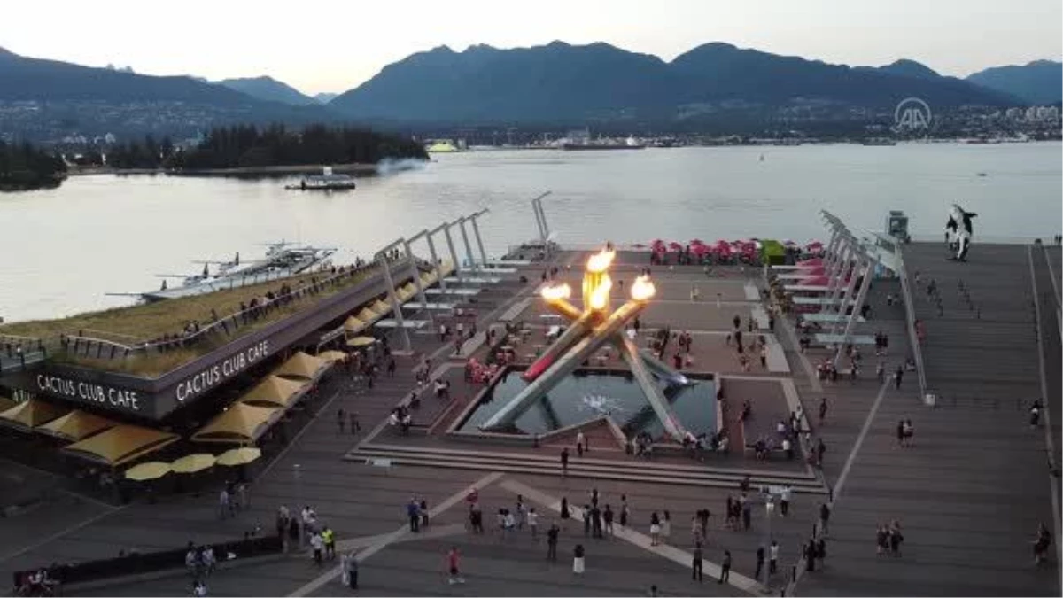 2020 Tokyo Olimpiyat Oyunları\'nda yer alan Kanada Milli Takımına destek için Vancouver\'da meşale yakıldı