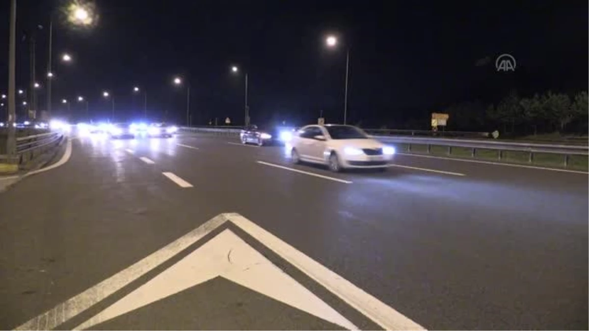 Anadolu Otoyolu Bolu Dağı kesiminde zincirleme trafik kazası: 5 yaralı (2)