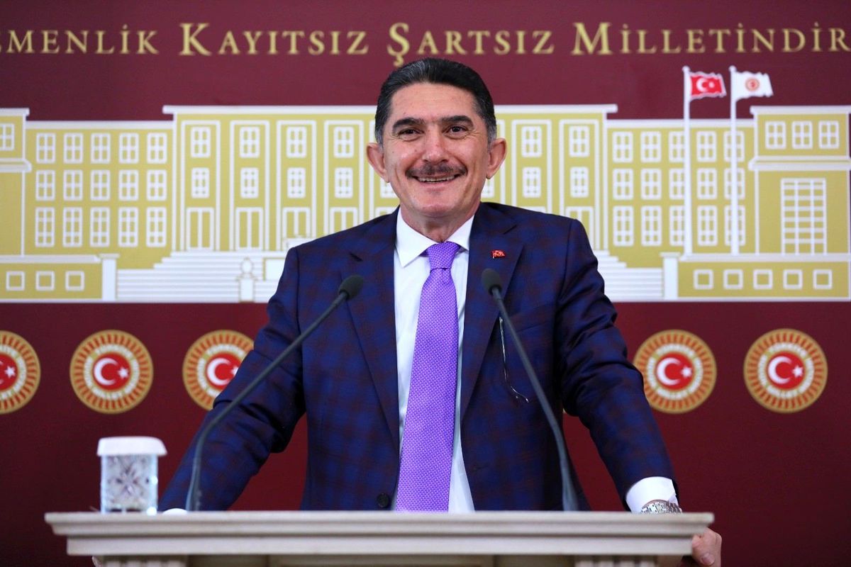 Çelebi, 24 Temmuz Gazeteciler ve Basın Bayramını kutladı