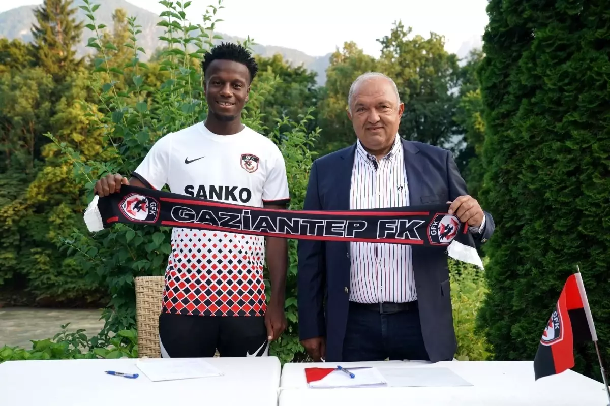 Gaziantep FK., Hamza Mendyl\'i transfer etti