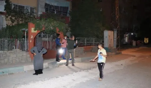 İstediği parayı vermeyen babasını, annesini ve ağabeyini tabancayla vurdu İstediği parayı vermeyen babasını, annesini ve ağabeyini tabancayla vurdu