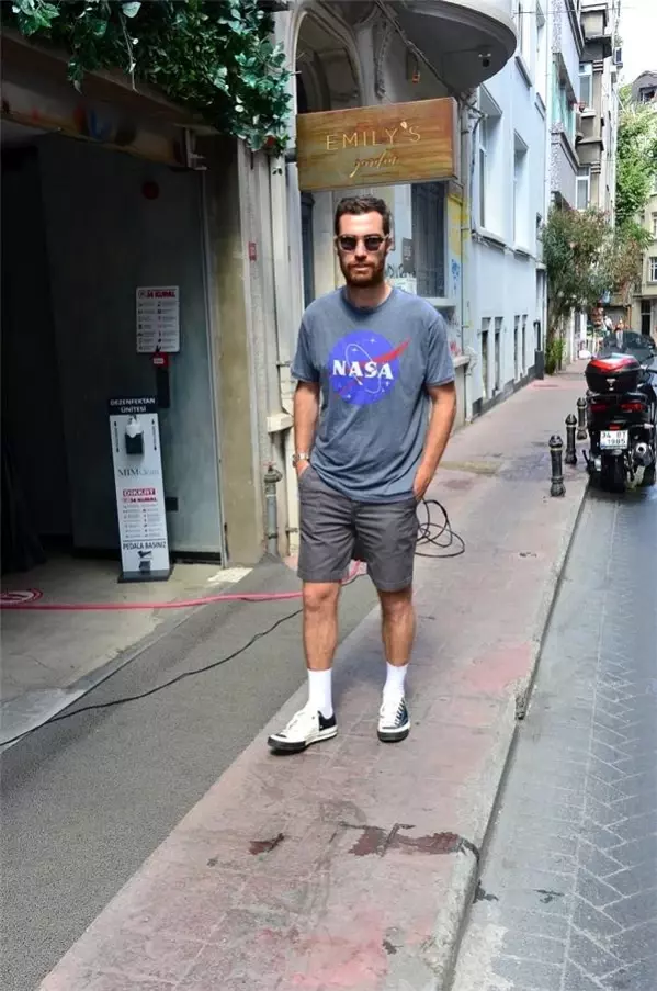 Oğulcan Engin'den mekan açıklaması Oğulcan Engin'den mekan açıklaması