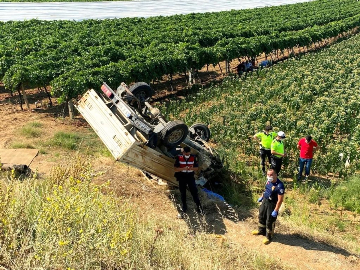 Tütün tarlasına uçan araçtaki kadın öldü eşi ağır yaralandı