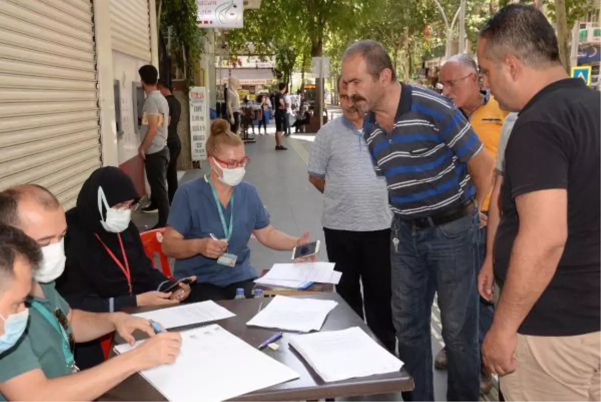 TÜRKİYE\'DE EN AZ AŞININ UYGULANDIĞI DİYARBAKIR\'DA AŞI SEFERBERLİĞİ BAŞLATILDI