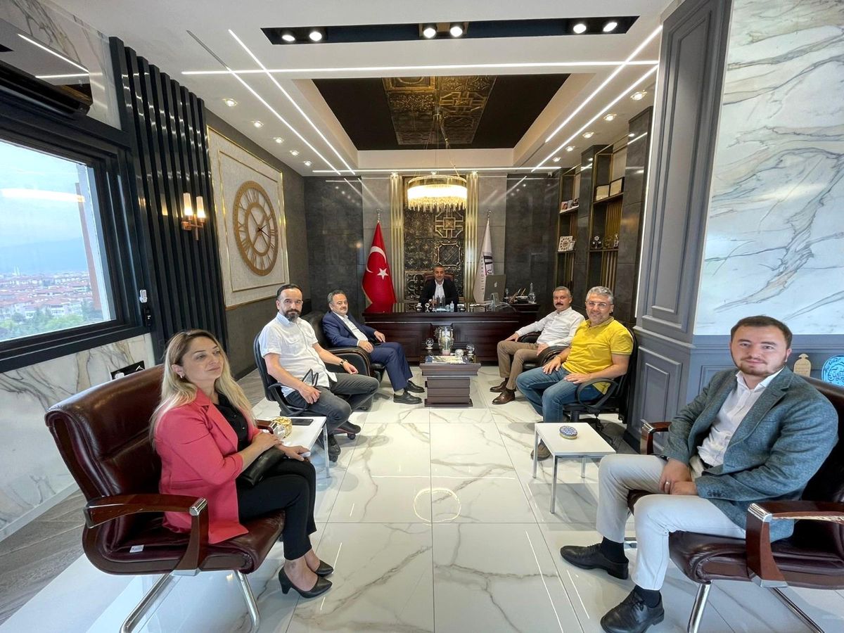 AK Parti teşkilatından Ünal\'a ziyaret
