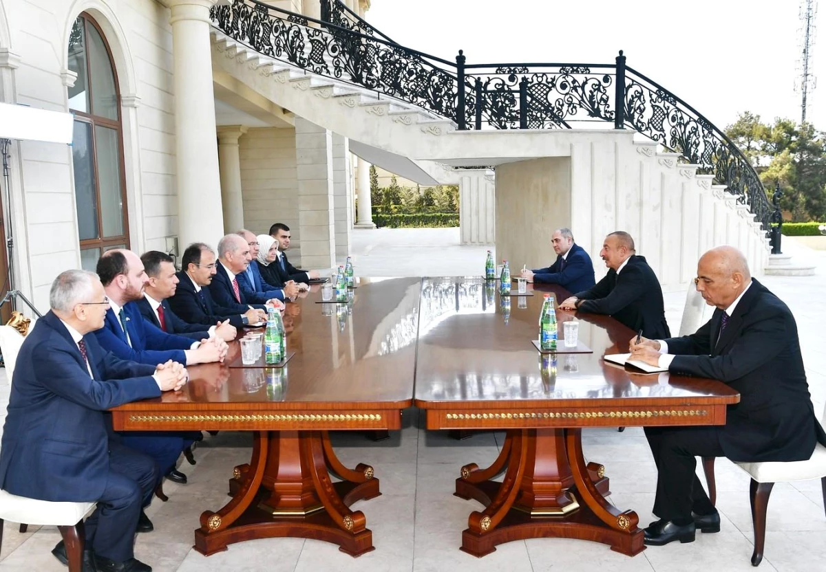 Azerbaycan Cumhurbaşkanı Aliyev, AK Parti Genel Başkanvekili Kurtulmuş\'u kabul etti