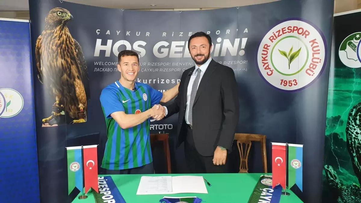 Çaykur Rizespor, Brezilyalı futbolcu Ronaldo Mendes ile 2 yıllık sözleşme imzaladı