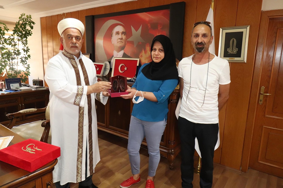 Elazığ\'da yaşayan Gürcistan vatandaşı Nino Miladze, Elif ismini alarak Müslüman oldu