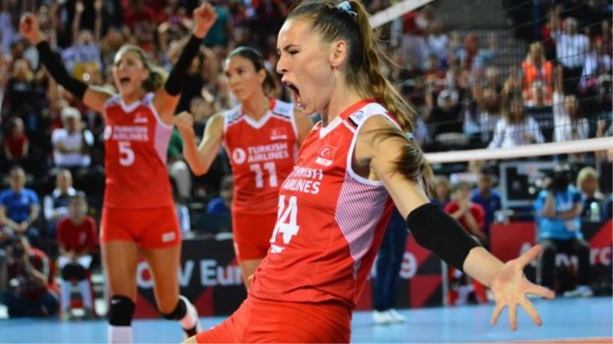 Çin maçındaki galibiyet sonrası konuşan Kadın Voleybol Takımı\'nın kaptanı Eda Erdem, tüm Türkiye\'nin beğenisini topladı