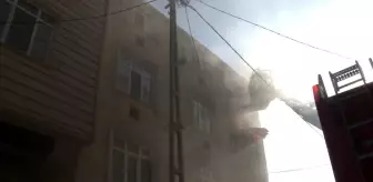 Küçükçekmece'de korkutan yangın