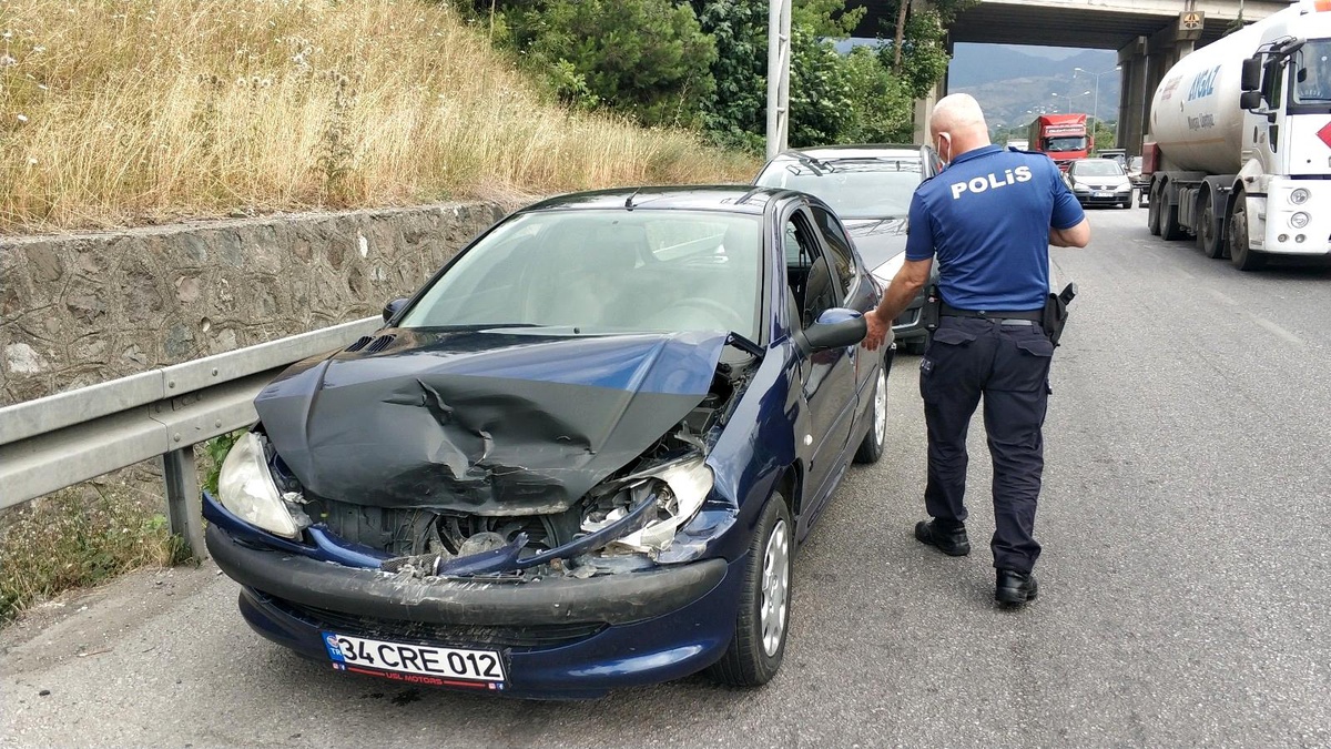 Samsun\'da 5 aracın karıştığı zincirleme kaza: 1 yaralı