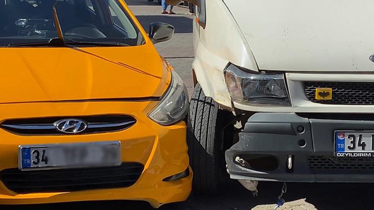 Yol verme kavgası kanlı bitti! Taksici tartıştığı minibüs sürücüsünü bacağından vurdu