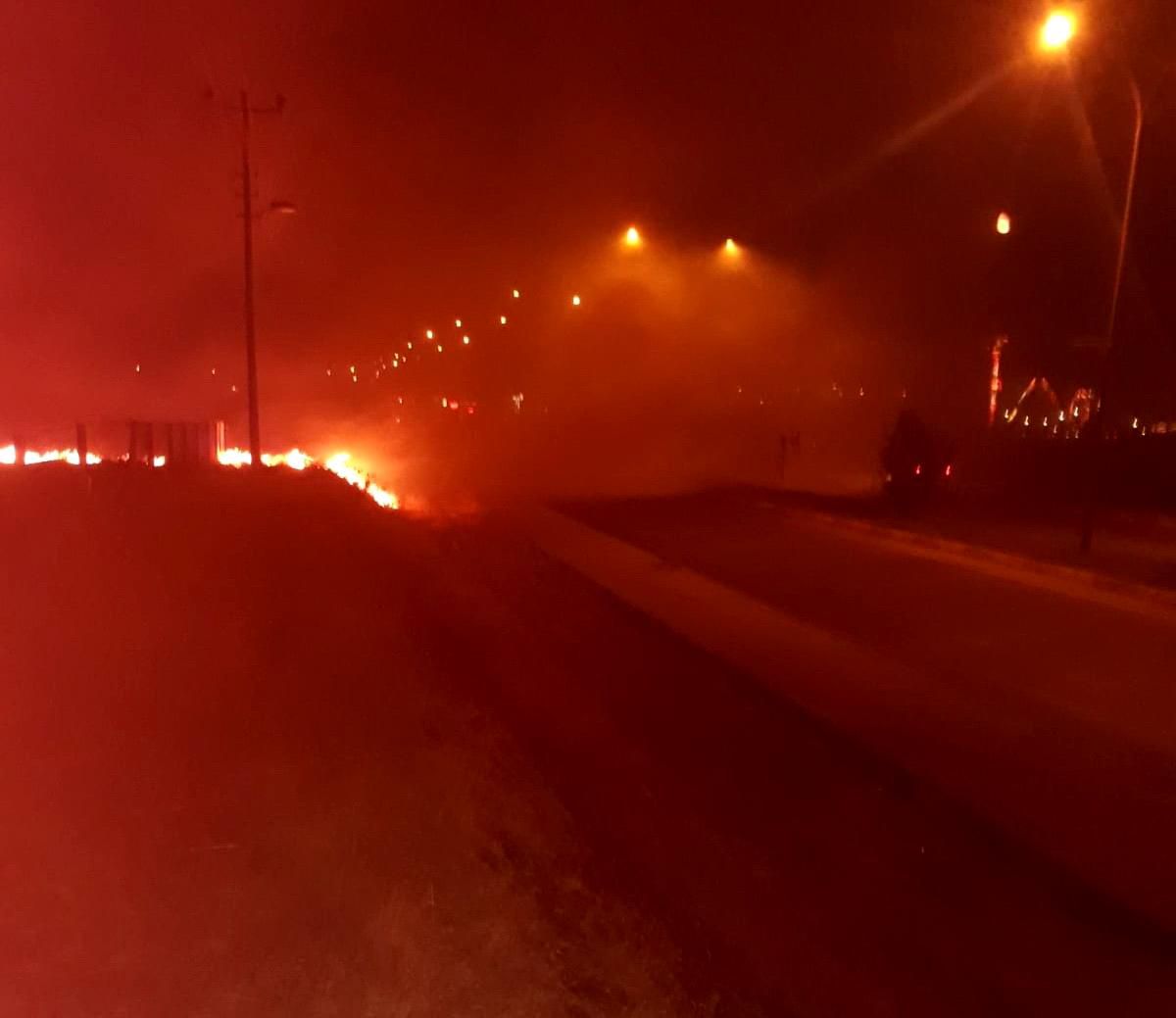 Adıyaman\'da anız yangını: 4 kişi dumandan zehirlendi