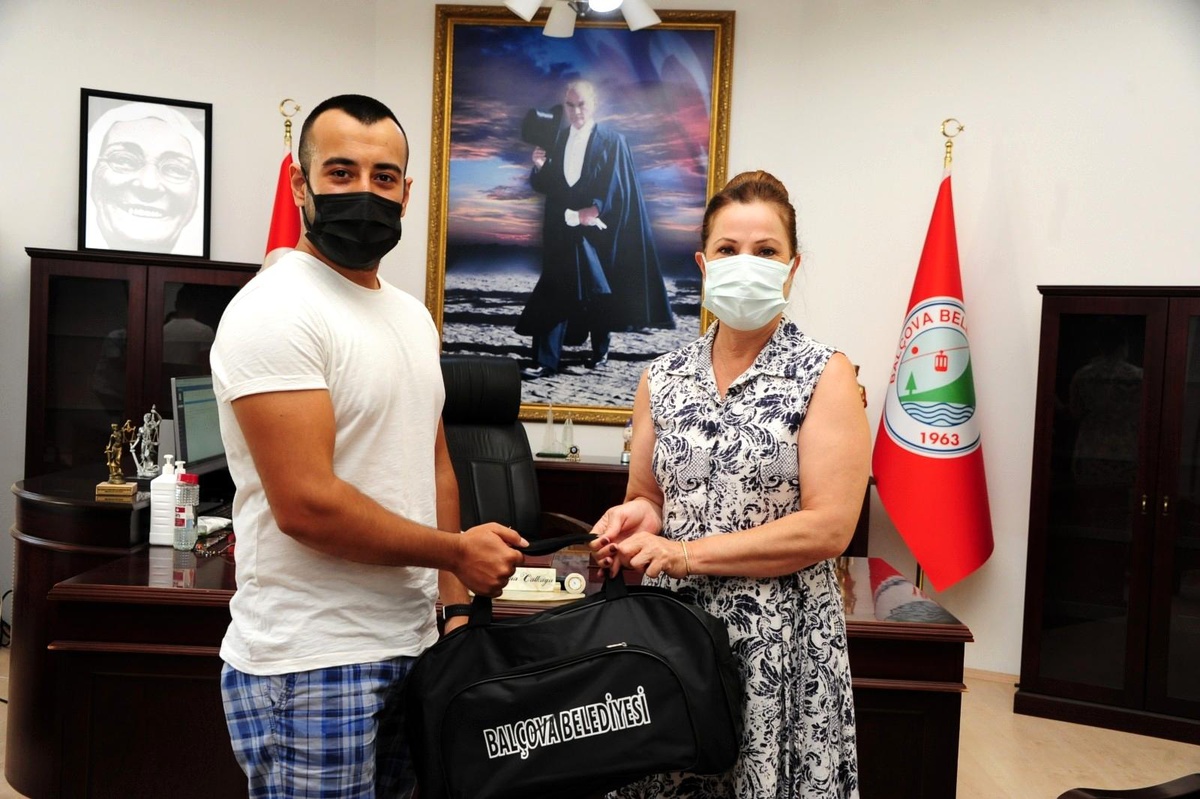 Balçova\'nın Mehmetçiklerine Anadolu geleneği