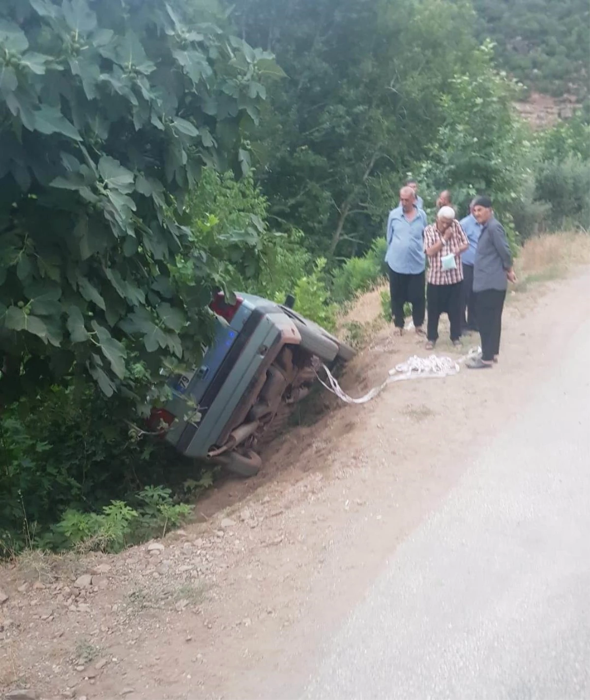 Son dakika haber... Gaziantep\'te devrilen otomobildeki 6 çocuk yaralandı