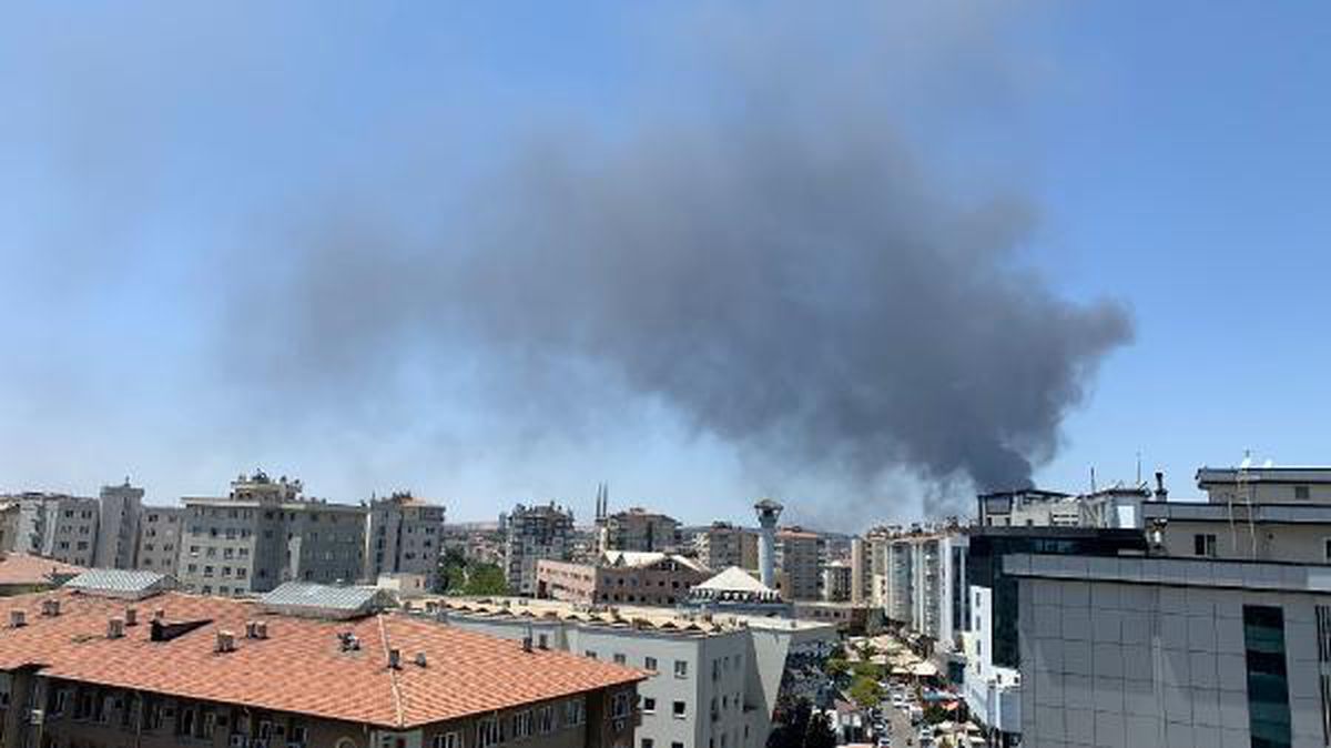 Gaziantep\'te hurda deposu yangını (1)
