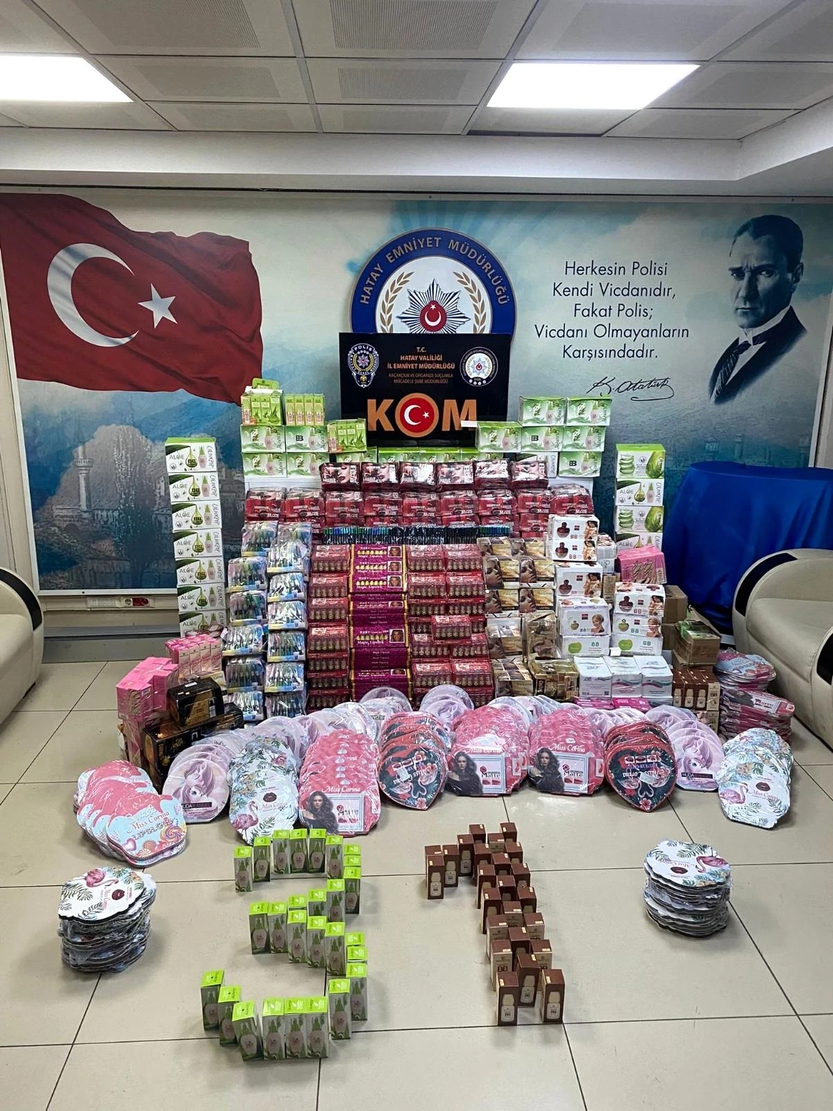 Son dakika haberi! Hatay\'da 10 bin 158 adet gümrük kaçağı kişisel bakım ürünü ele geçirildi