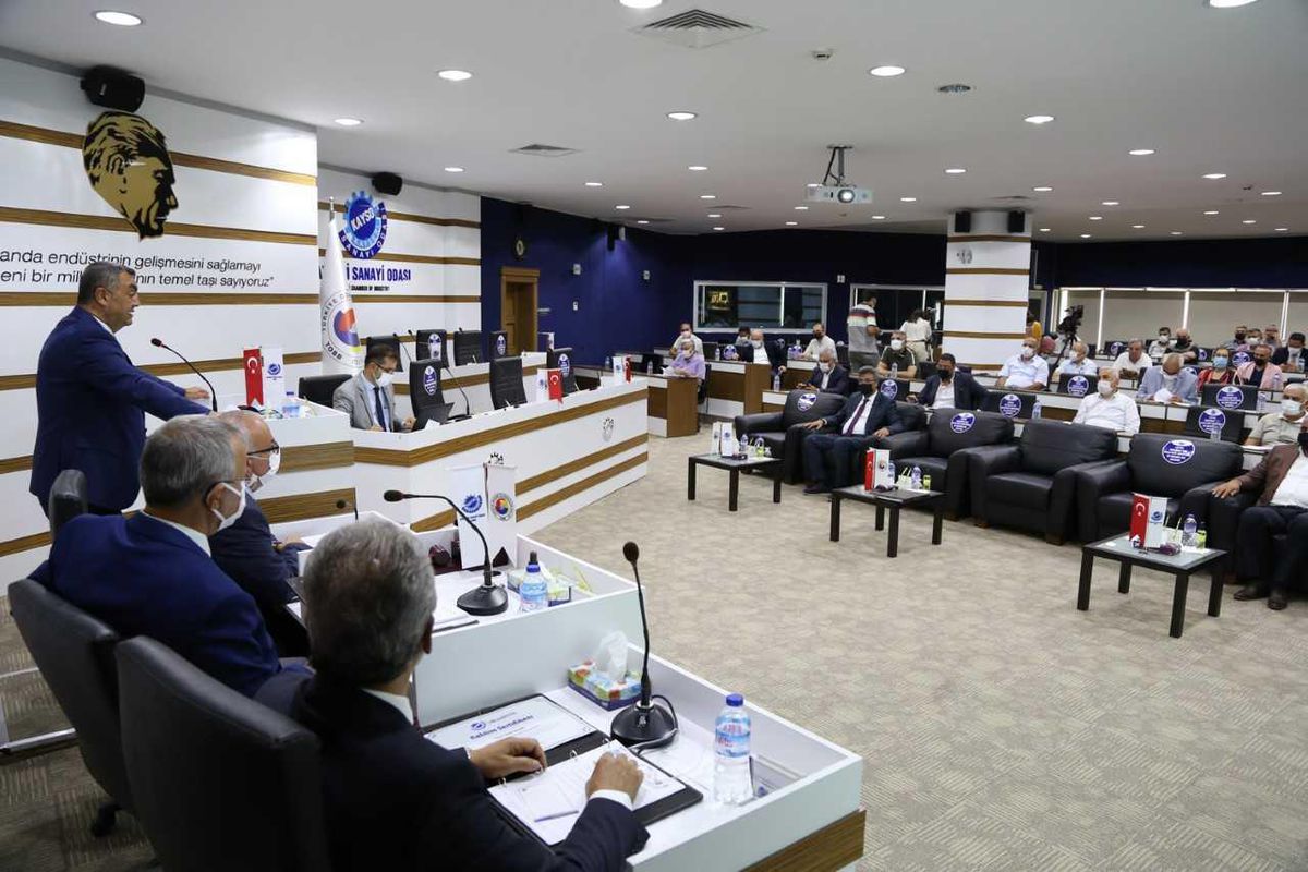 KAYSO Başkanı Büyüksimitci\'den "aşı olun" çağrısı