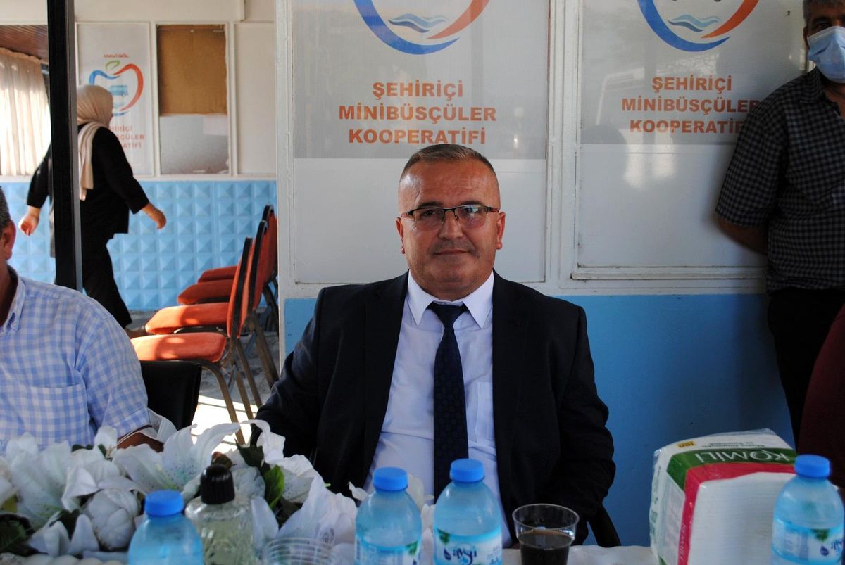 Minibüsçülerden Çetin\'e güven oyu