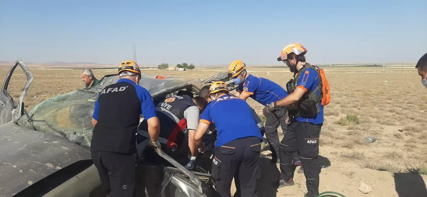 Niğde\'de otomobil devrildi: 3 yaralı