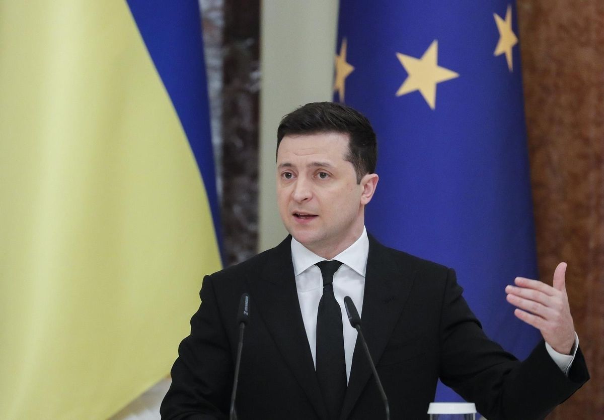Ukrayna Devlet Başkanı Zelenskiy, Genelkurmay Başkanı Khomçak\'ı görevden aldı