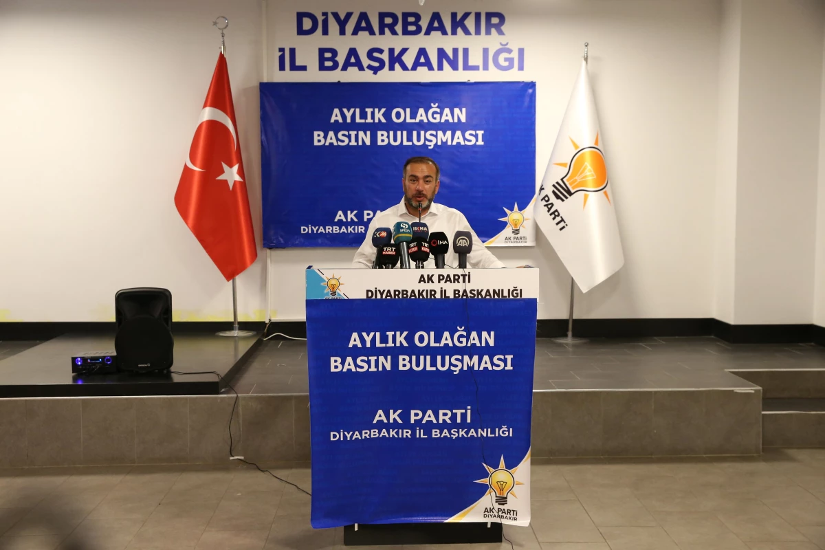 AK Parti Diyarbakır İl Başkanı Muhammet Şerif Aydın, Diyarbakır\'daki aşılama oranına ilişkin açıklama yaptı