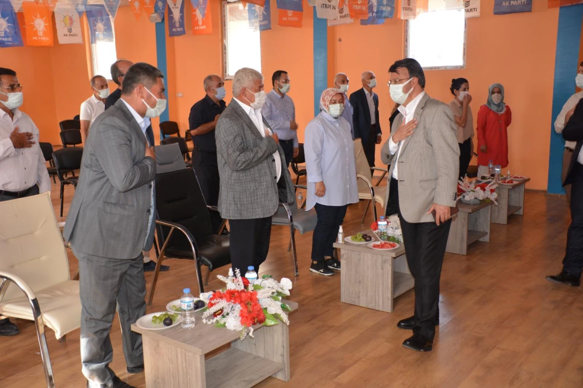 AK Parti Van İl Başkanı Türkmenoğlu, ilçe teşkilatlarını ziyaret etti