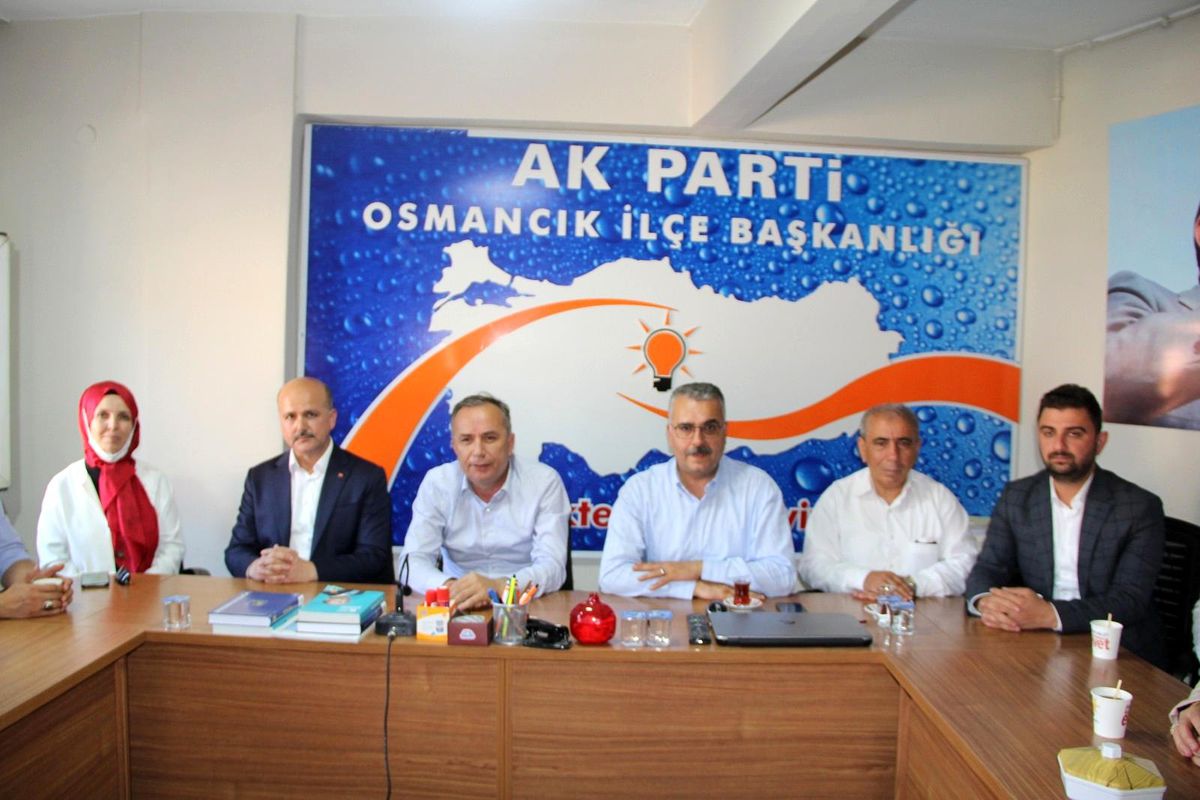 Çorum\'da AK Parti Teşkilatı sahaya indi