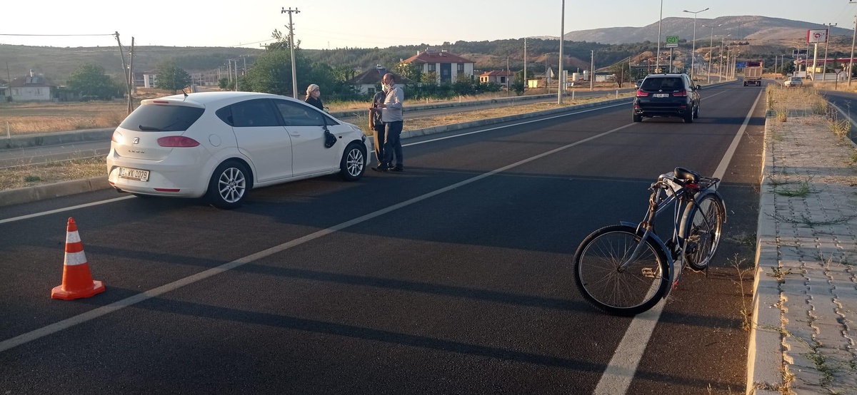 Son Dakika | Denizli\'de otomobilin çarptığı bisiklet sürücüsü hayatını kaybetti