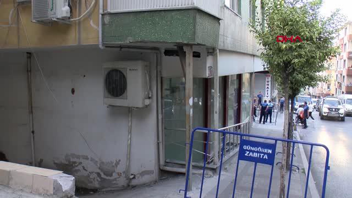 Son dakika haberleri: GÜNGÖREN\'DEKİ DEMİR DESTEKLİ BİNAYA TAHLİYE KARARI