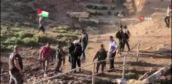 İsrail güçlerinden Filistinli protestoculara sert müdahale: 1 ölü, 158 yaralı