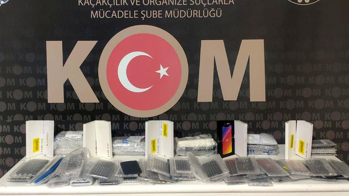 Kırıkkale\'de 166 kaçak telefon malzemesi ele geçirildi