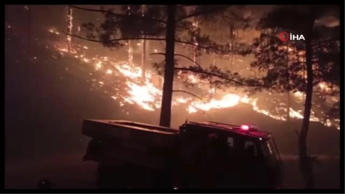 Mersin\'in Aydıncık ilçesindeki orman yangını sürüyor