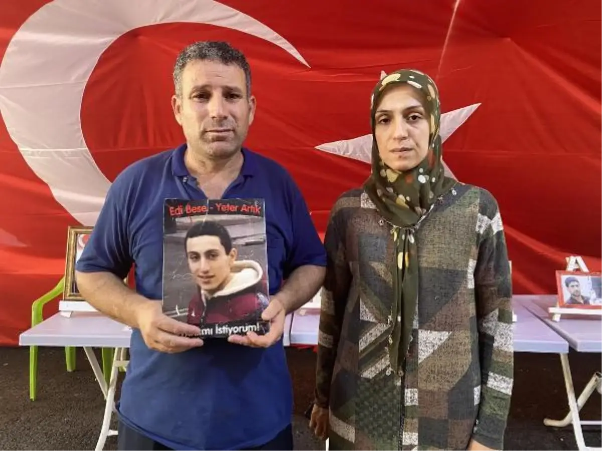 PKK\'DAN KAÇAN MUSTAFA, EVLAT NÖBETİNDEKİ AİLESİYLE GÖRÜŞTÜ