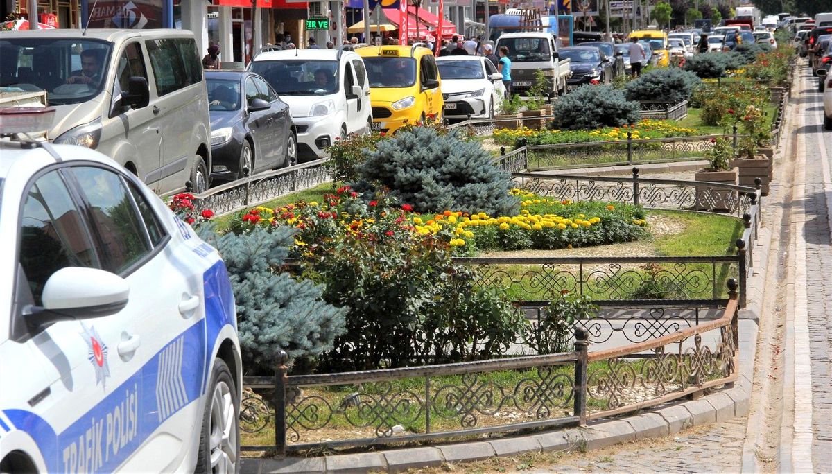 Erzincan\'da trafiğe kayıtlı araç sayısı Haziran ayı sonu itibarıyla 62 bin 598 oldu